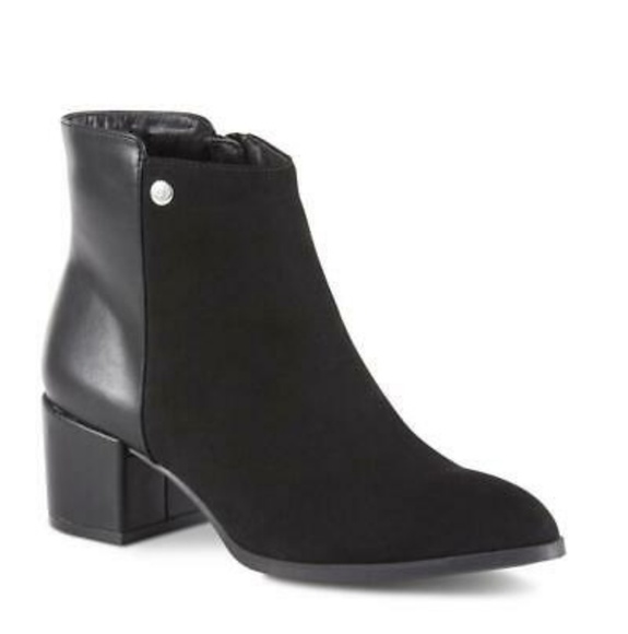 Jaclyn Smith Shoes - Black ankle boots